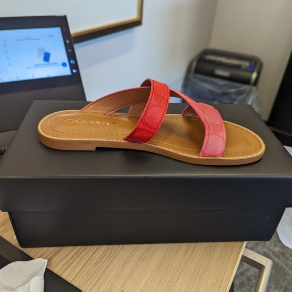 Coach sandals - Picture 3 of 7